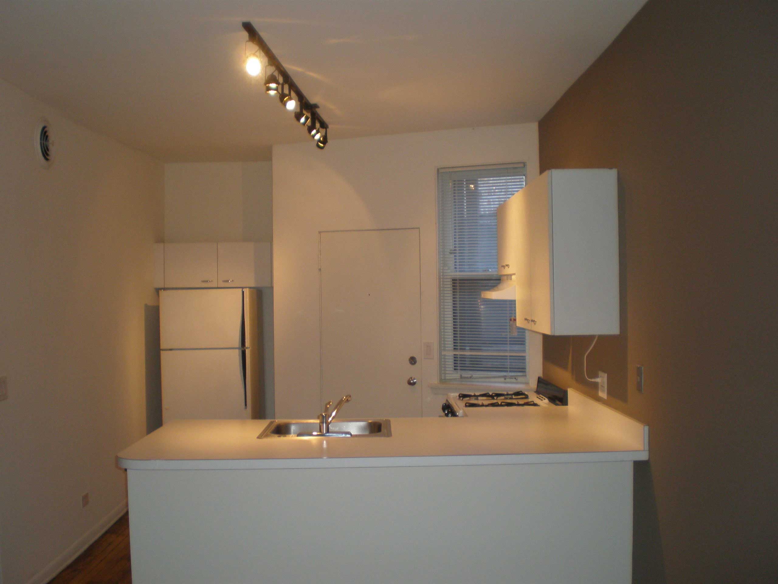 EC-Lofts-Pinegrove-Place-Apartments-Kitchen-1-Gallery