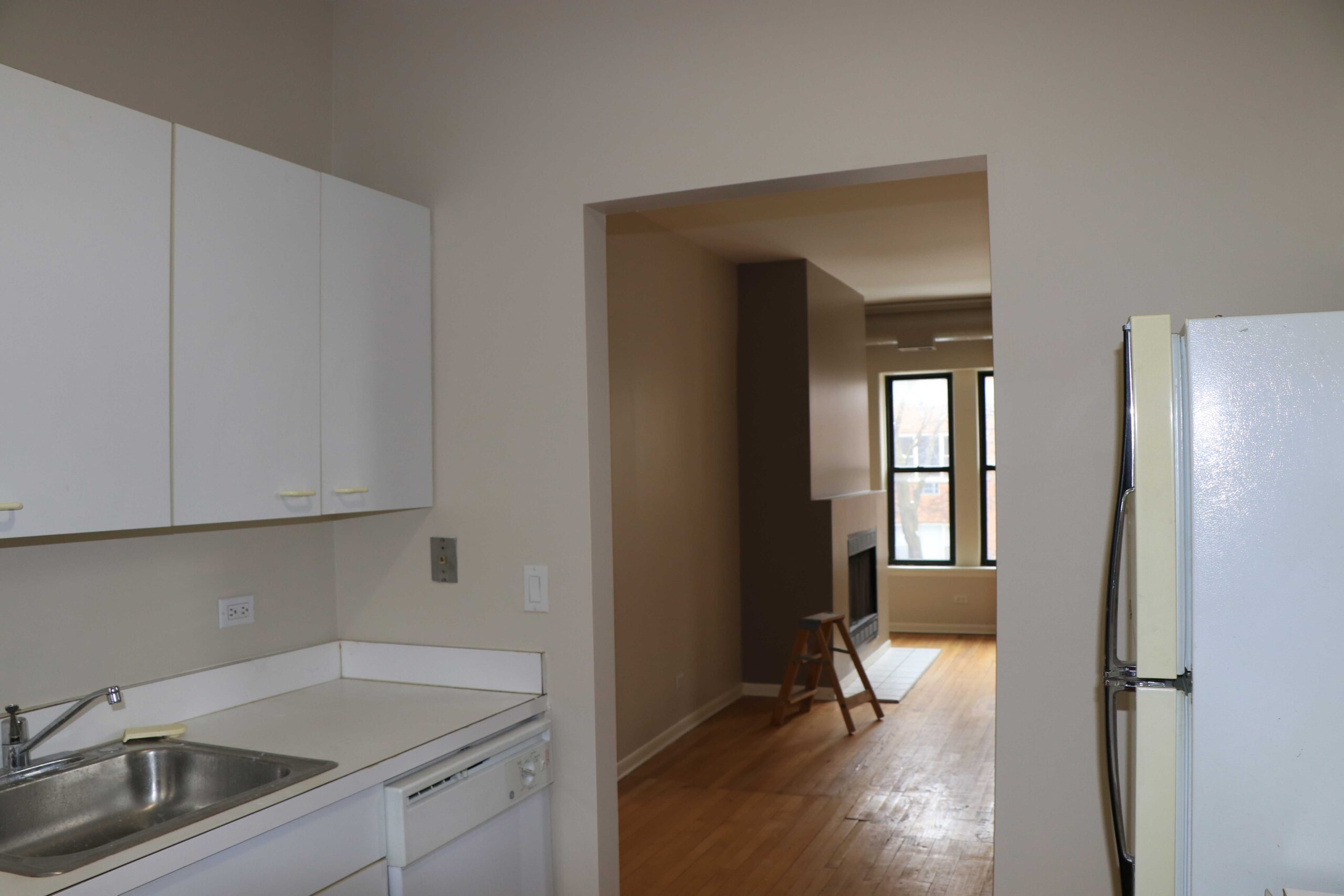 EC-Lofts-Pinegrove-Place-Apartments-Kitchen-3-Gallery